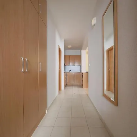 Adriatica بيوغْغاد نا موغو