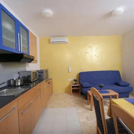 Adriatica Biograd Na Moru